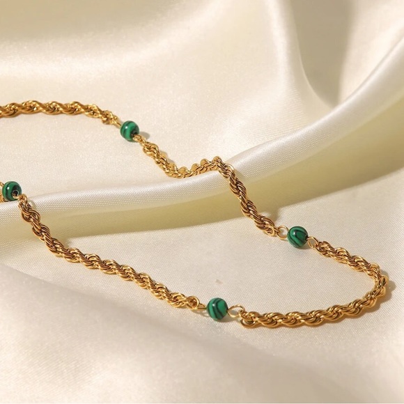 Malachite rope necklace - Picture 3 of 5